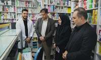 بازدید رئیس دانشگاه و معاون غذا و دارو از یک داروخانه شبانه‌روزی کرج در منطقه جهانشهر
